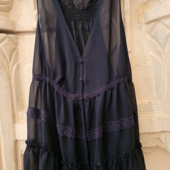 Top - Picture 3 of 7